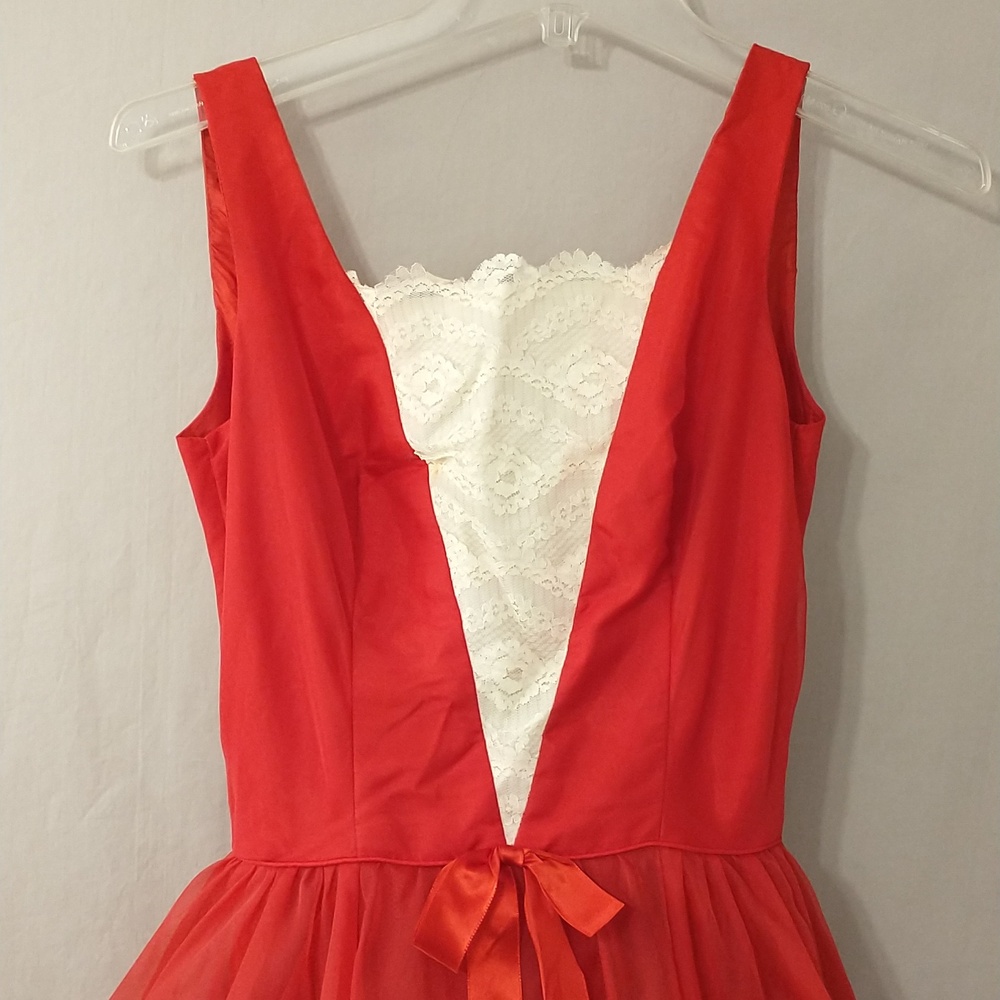 50s 60s Vintage Formal Gown Bright Red Cream Lace Fem Gone With The Wind Style - Picture 16 of 16